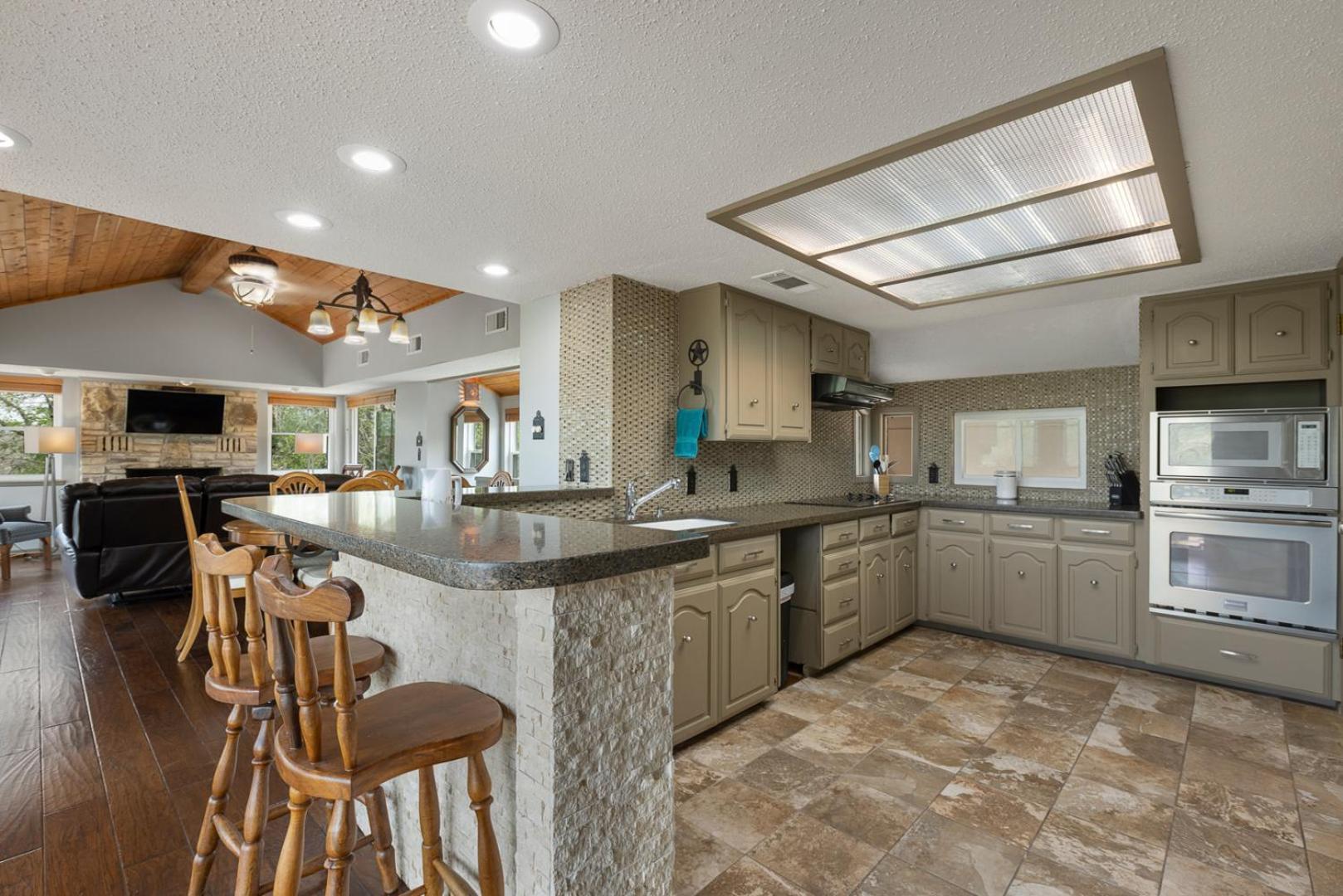 Wine Country Retreat - With A Lake View! Spicewood Esterno foto